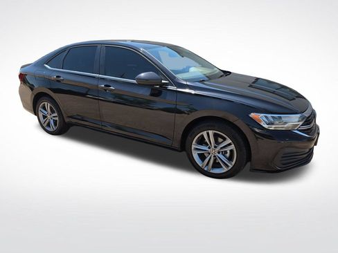 Used 2024 Volkswagen Jetta SE FWD image 6