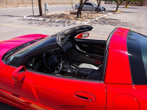 Used 1999 Chevrolet Corvette Coupe w/ Memory Pkg RWD image 63