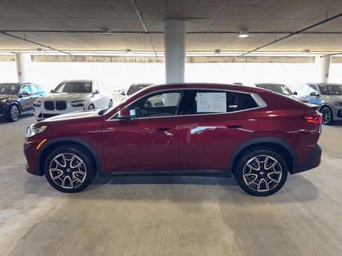 Certified 2024 BMW X2 xDrive28i w/ Premium Package image 5