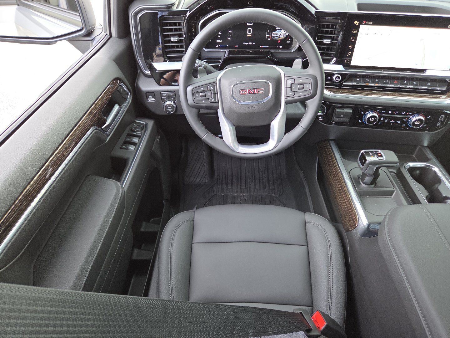 New 2026 GMC Sierra 1500 Elevation w/ Elevation Premium Package AWD/4WD image 27