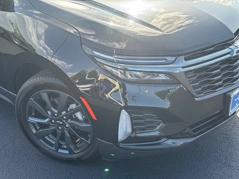 Used 2022 Chevrolet Equinox RS w/ RS Leather Package FWD image 3