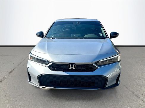 Used 2025 Honda Civic Sport image 2