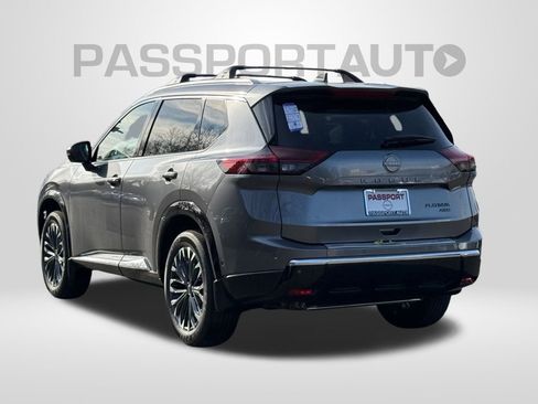 New 2026 Nissan Rogue Platinum image 4