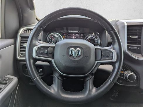 Used 2022 RAM 1500 Big Horn AWD/4WD image 15