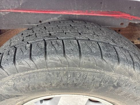 Used 1997 Chevrolet Tahoe 4WD w/ Preferred Equipment Group 3 image 28