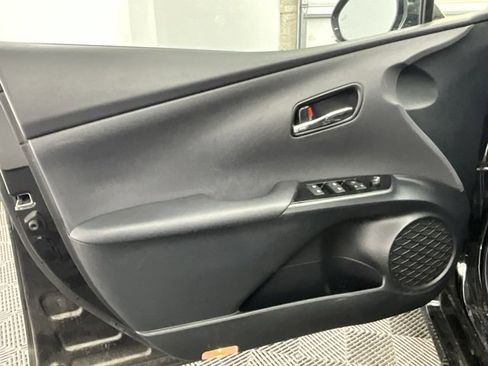 Used 2016 Toyota Prius Four w/ Advanced Technology Package image 10