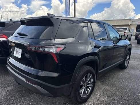 Used 2025 Chevrolet Equinox LT AWD/4WD image 15