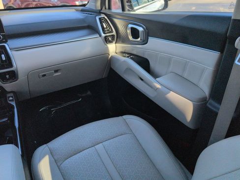 Used 2022 Kia Sorento SX AWD/4WD image 17