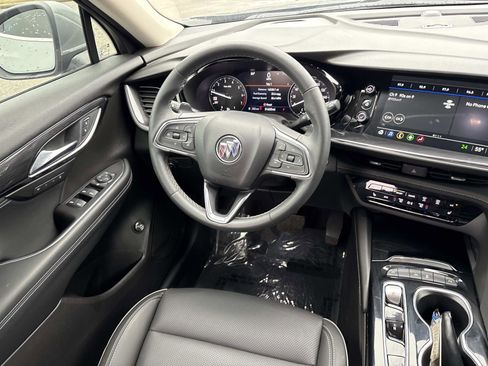 Certified 2023 Buick Envision Essence image 25