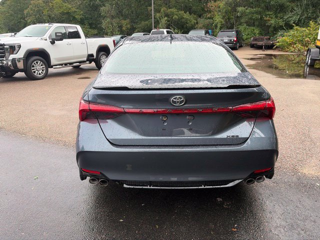 Used 2020 Toyota Avalon XSE w/ Carpet Mat Package FWD image 5