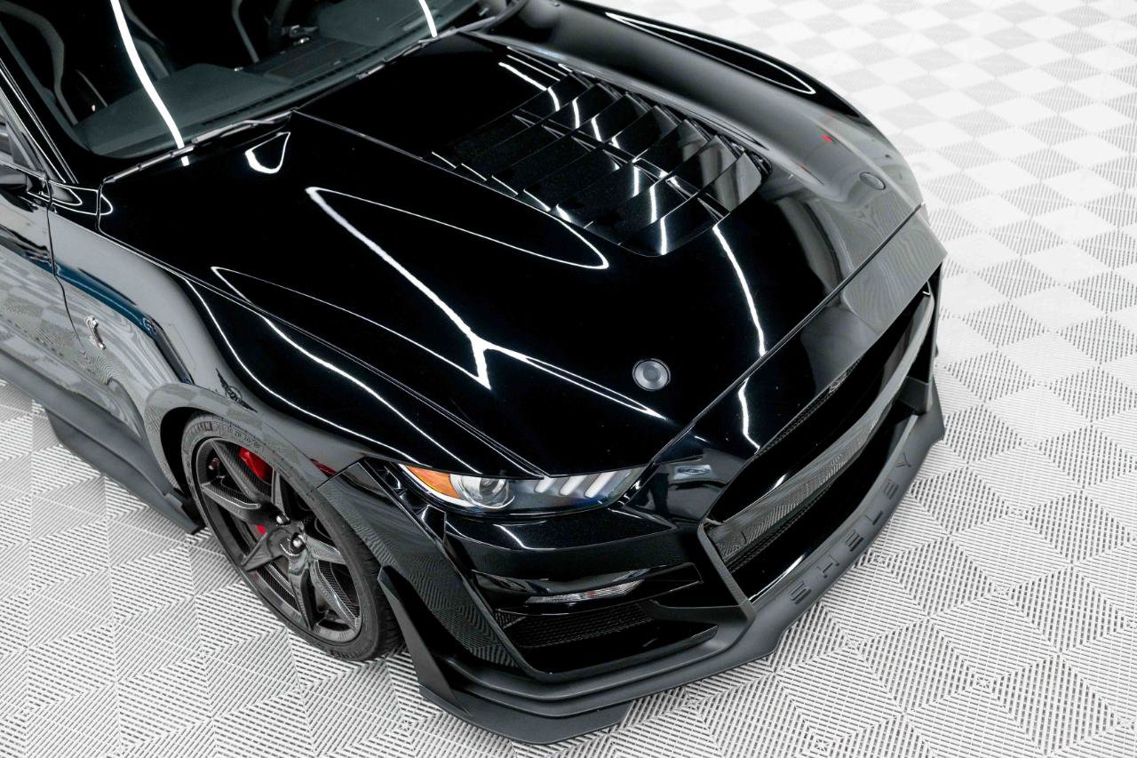 Used 2021 Ford Mustang Shelby GT500 w/ Carbon Fiber Track Pack RWD image 21