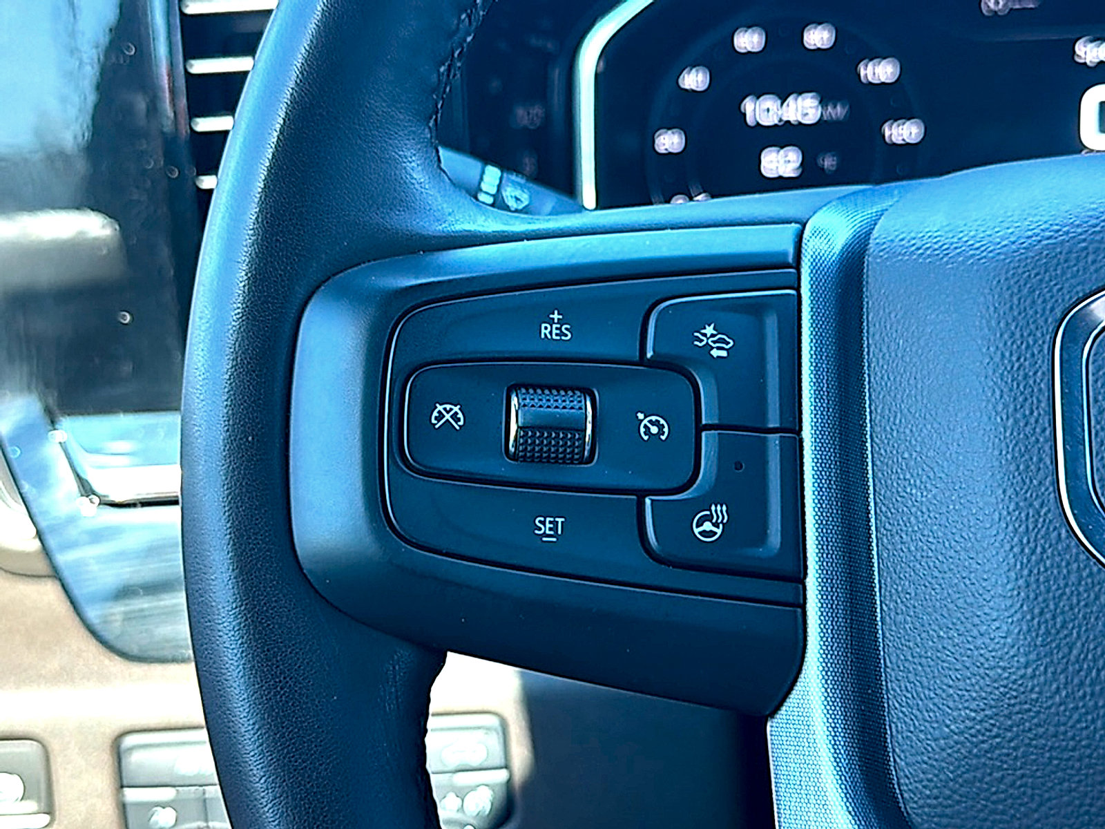 Used 2024 GMC Sierra 1500 SLT AWD/4WD image 30