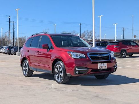 Used 2017 Subaru Forester 2.5i Limited image 5