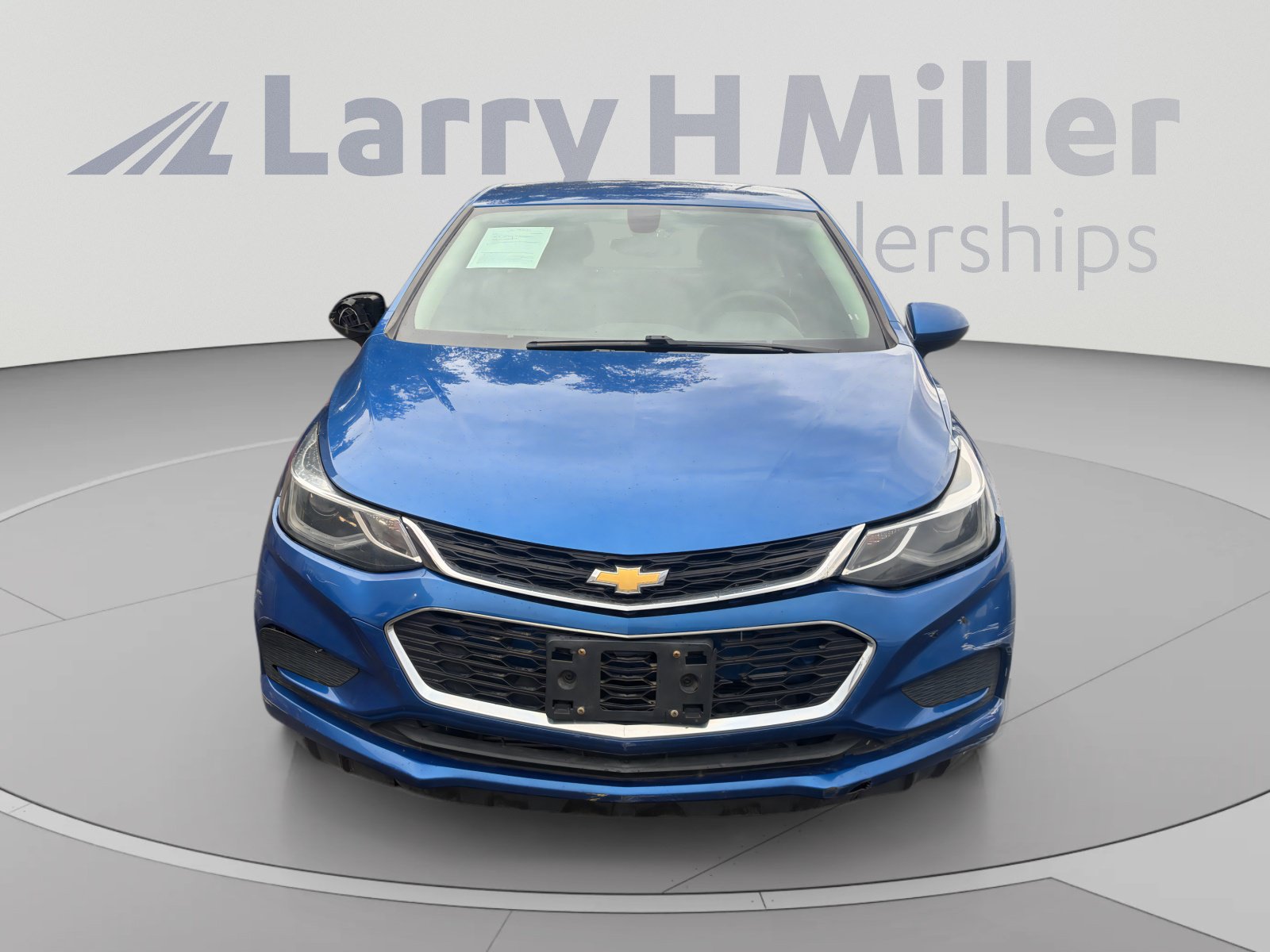 Used 2017 Chevrolet Cruze LT FWD image 8