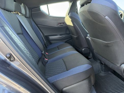 Used 2021 Toyota C-HR LE image 16