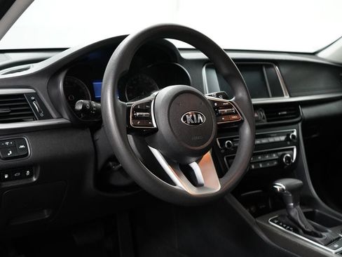 Used 2020 Kia Optima LX FWD image 17
