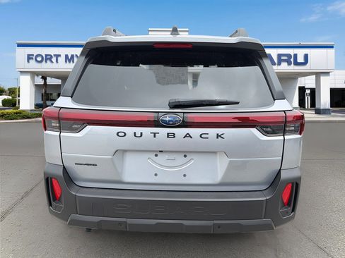 New 2026 Subaru Outback Limited AWD/4WD image 4
