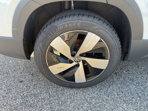 Used 2025 Volkswagen Taos S image 21