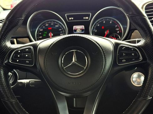 Used 2019 Mercedes-Benz GLS 450 4MATIC image 32