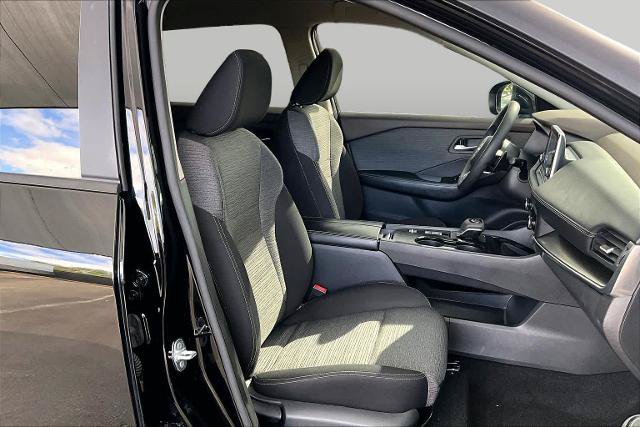 Certified 2023 Nissan Rogue SV FWD image 9