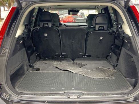 Used 2019 Volvo XC90 T6 Momentum w/ Protection Package Premier image 23