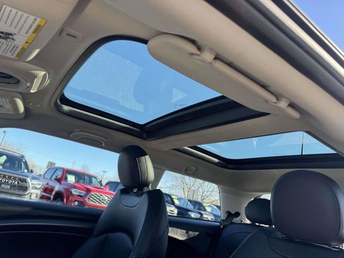 Used 2024 MINI Cooper SE image 20