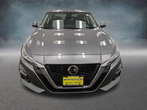 Used 2021 Nissan Altima 2.5 SL AWD/4WD image 2