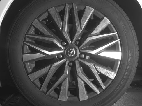 Used 2025 Nissan Altima 2.5 SV image 14