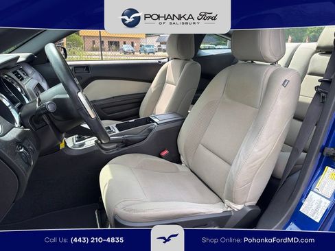 Used 2014 Ford Mustang Coupe RWD image 17