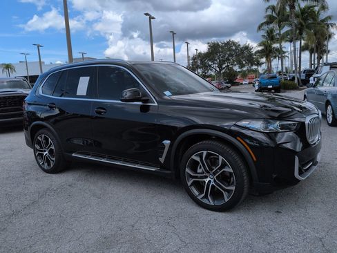 Used 2025 BMW X5 sDrive40i w/ Climate Comfort Package RWD image 2