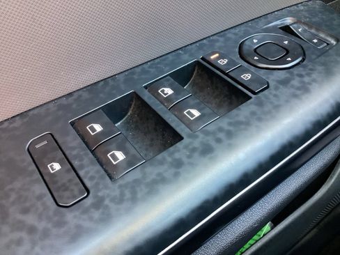 Used 2025 Kia K4 FWD image 18