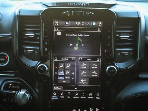 Used 2023 RAM 1500 Limited image 14