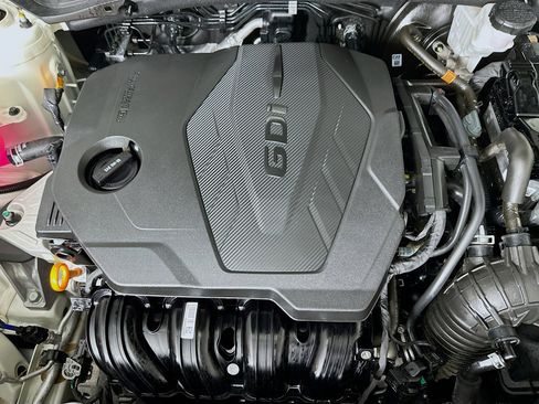 Used 2024 Kia Sportage LX image 32