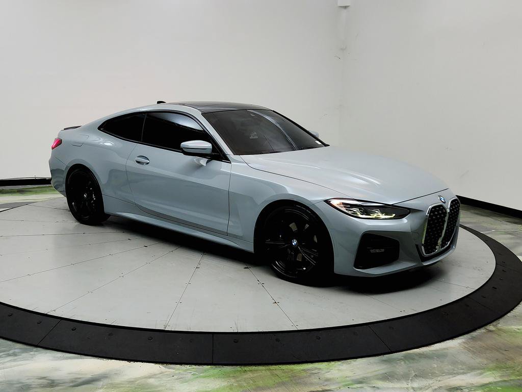 Used 2022 BMW 430i Coupe w/ M Sport Package RWD image 3
