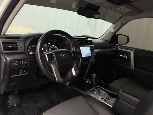 Used 2023 Toyota 4Runner SR5 Premium AWD/4WD image 8