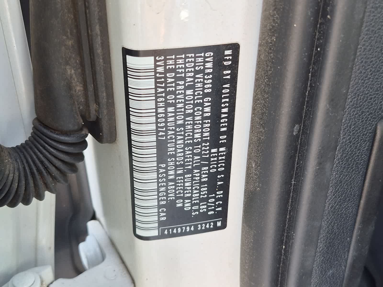 Used 2017 Volkswagen Beetle 1.8T SE FWD image 33