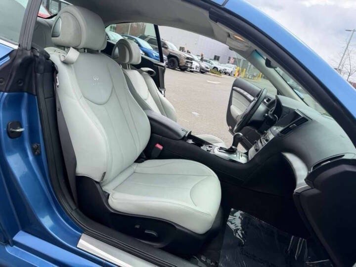 Used 2011 INFINITI G37 Convertible w/ Premium Pkg RWD image 8