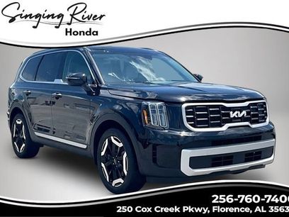 Used 2024 Kia Telluride S w/ S Sunroof Package
