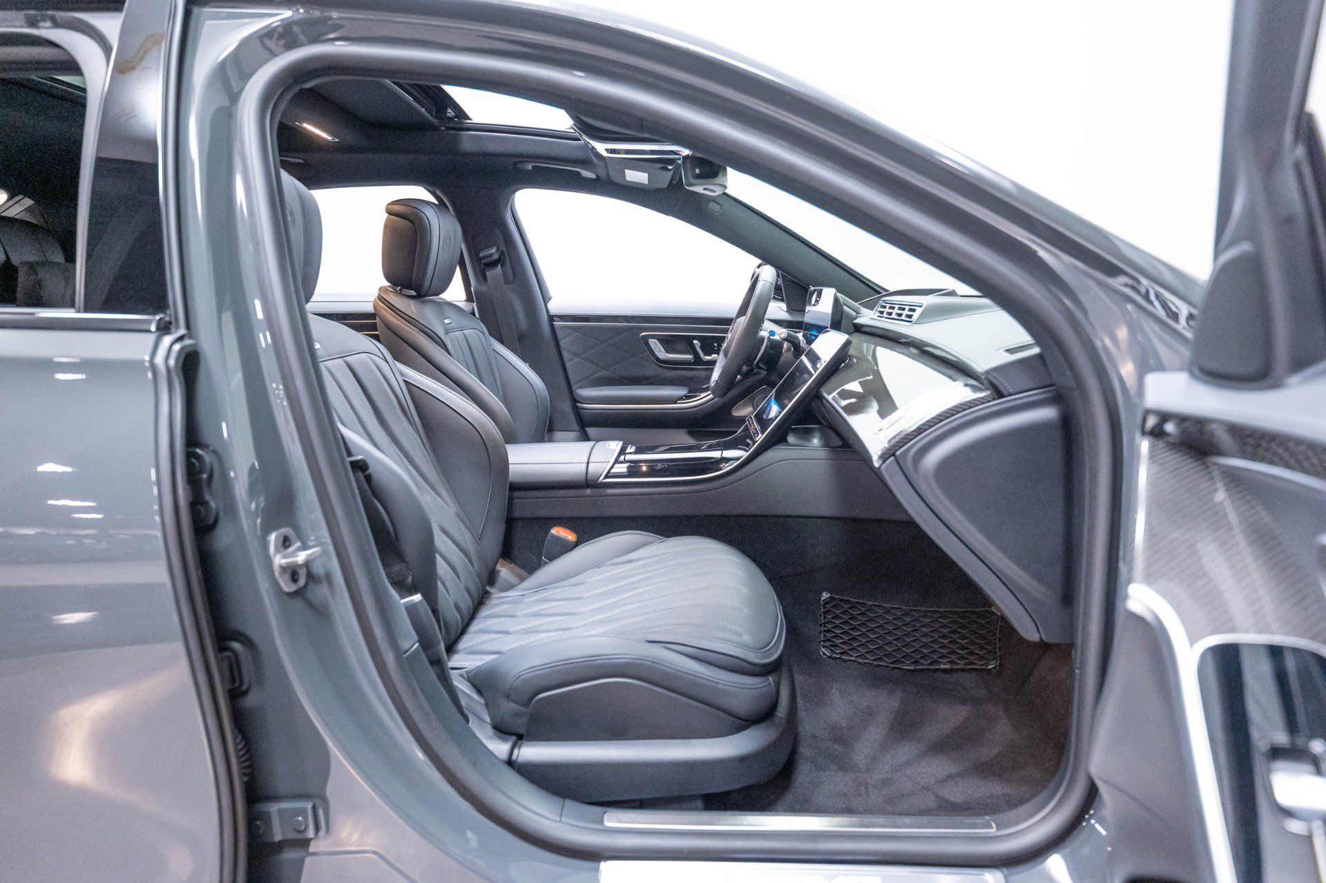 Used 2026 Mercedes-Benz S 63 AMG S image 35