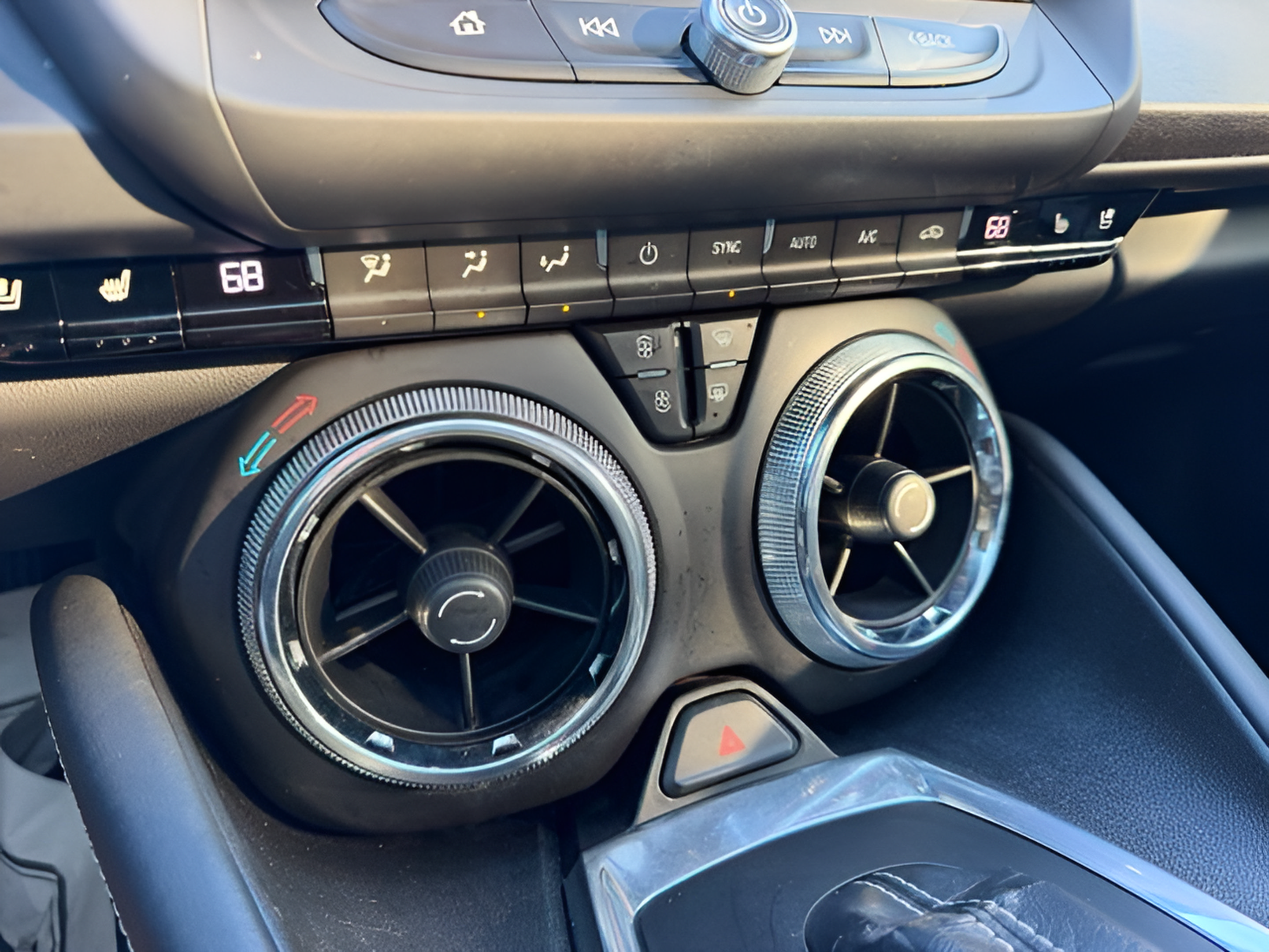 Used 2018 Chevrolet Camaro LT w/ RS Package RWD image 16