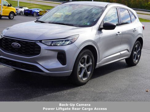 Used 2024 Ford Escape ST-Line image 3