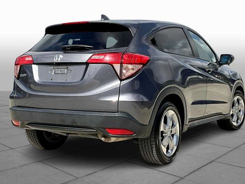 Used 2017 Honda HR-V EX image 12