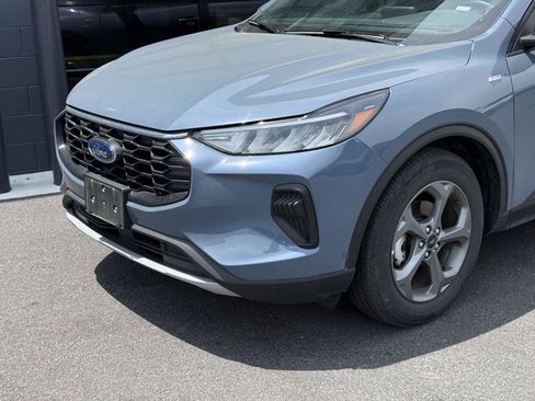 Used 2025 Ford Escape ST-Line FWD image 6