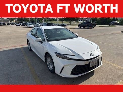 Used 2025 Toyota Camry LE FWD image 1