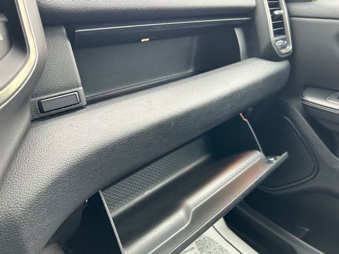 Used 2019 RAM 1500 Sport w/ Level 2 Equipment Group AWD/4WD image 32