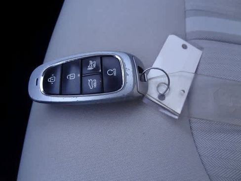 Used 2023 Hyundai Sonata SEL image 38