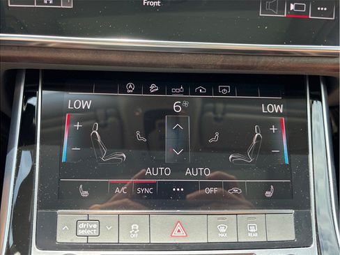 Used 2020 Audi Q7 3.0T Premium Plus w/ Premium Plus Package AWD/4WD image 36