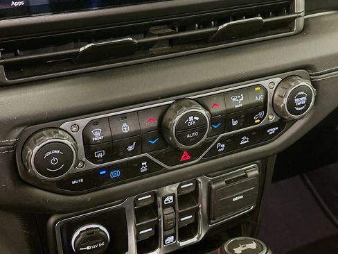 Used 2024 Jeep Wrangler Sahara w/ Technology Group image 24