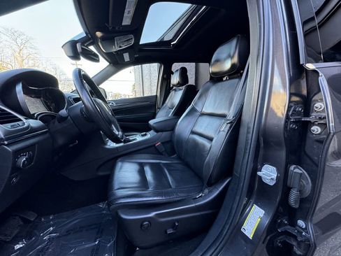 Used 2019 Jeep Grand Cherokee Limited image 14