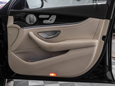 Used 2019 Mercedes-Benz E 300 4MATIC w/ Premium 1 Package image 44
